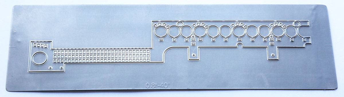 打抜プレス ピナクル型